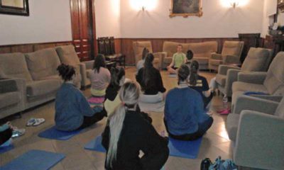 Yoga en la residencia universitaria Inmaculada de Barcelona